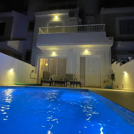 Semesterbostad Casa Seta - 3 Bedrooms Townhouse Private Pool Costa - Playa Flamenca